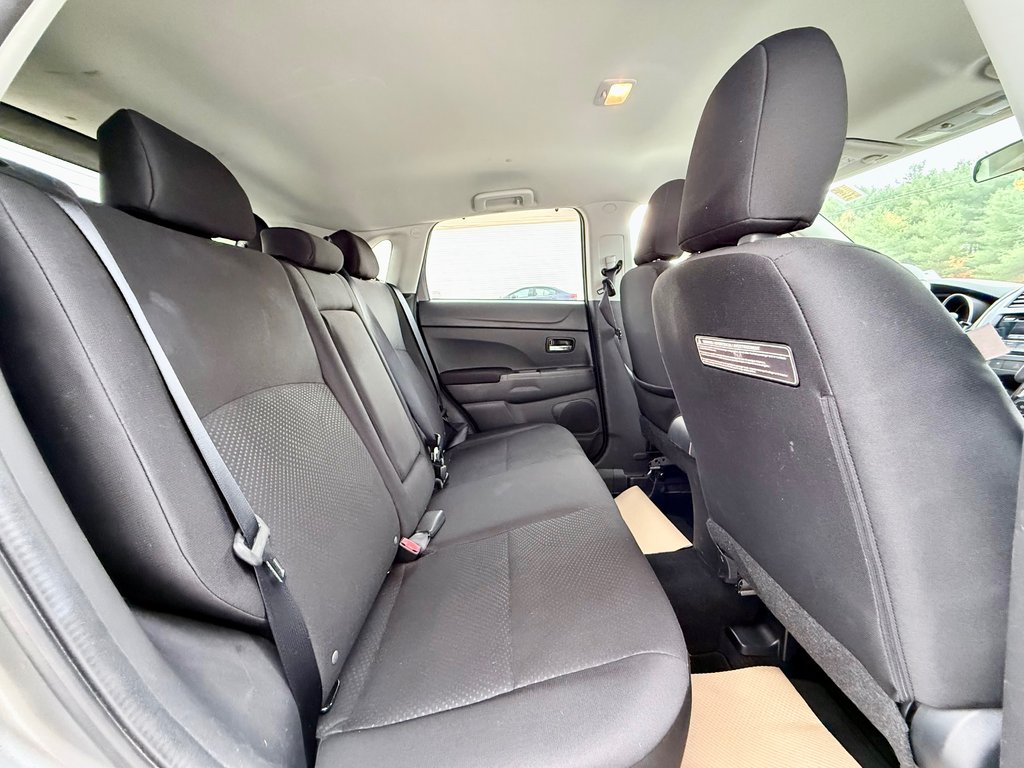 2014 Mitsubishi RVR SE | BT Hands-Free, Heated Seats, Keyless Entry in COLDBROOK, Nova Scotia - 22 - w1024h768px
