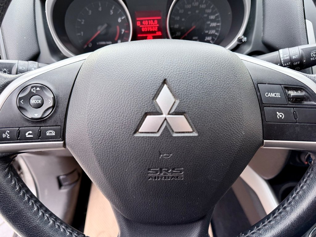 2014 Mitsubishi RVR SE | BT Hands-Free, Heated Seats, Keyless Entry in COLDBROOK, Nova Scotia - 11 - w1024h768px