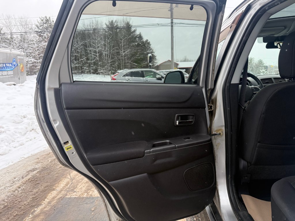 2014 Mitsubishi RVR GT, keyless entry, backup camera, Bluetooth in Kentville, Nova Scotia - 15 - w1024h768px