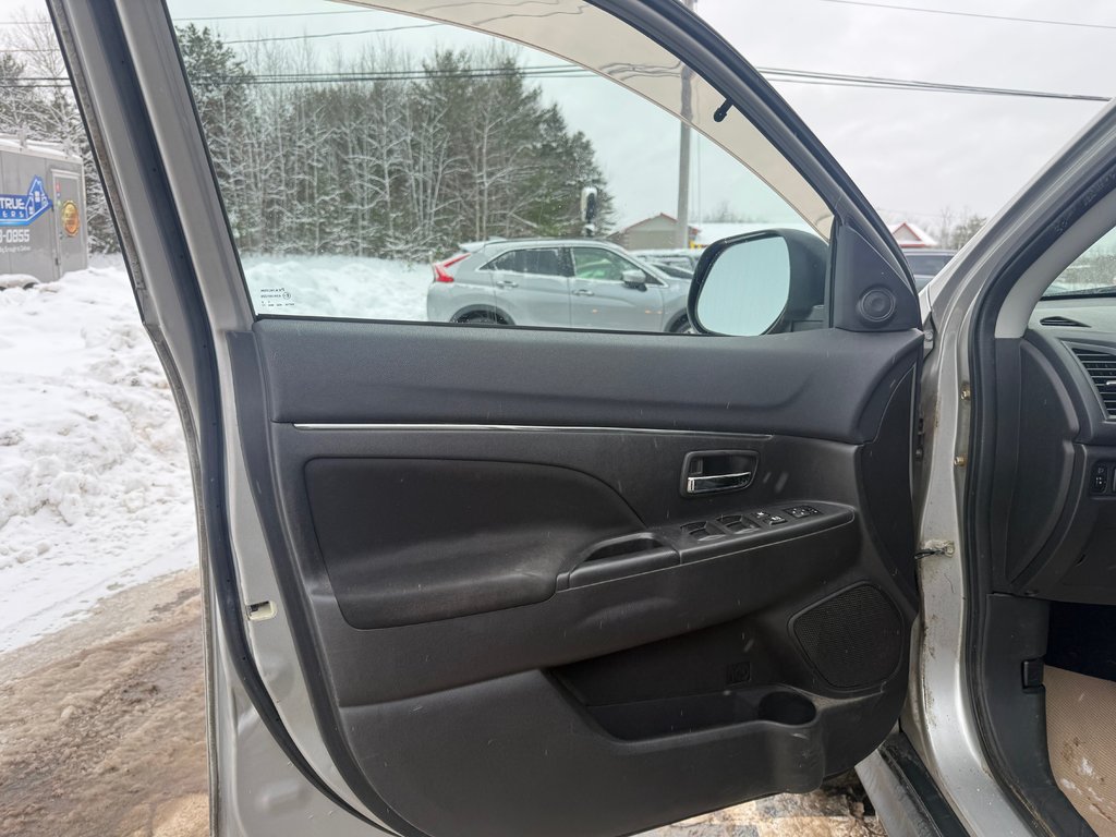 2014 Mitsubishi RVR GT, keyless entry, backup camera, Bluetooth in Kentville, Nova Scotia - 7 - w1024h768px