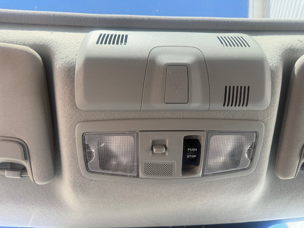 2014 Mitsubishi RVR GT, keyless entry, backup camera, Bluetooth in Kentville, Nova Scotia - 13 - w1024h768px