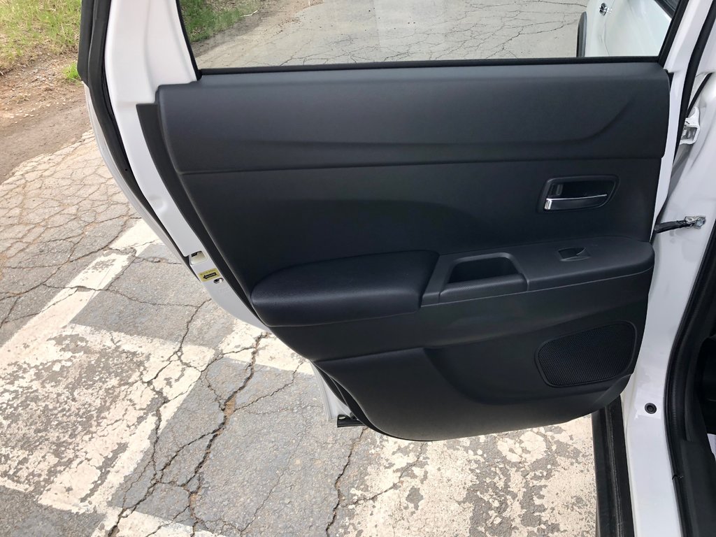 2016 Mitsubishi RVR in Kentville, Nova Scotia - 21 - w1024h768px