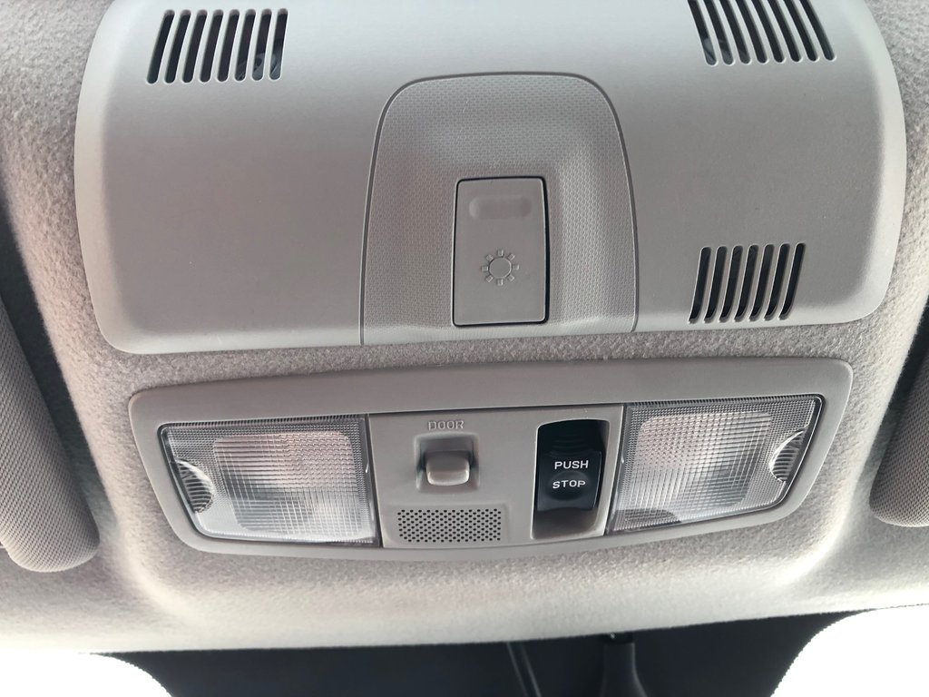2016 Mitsubishi RVR in Kentville, Nova Scotia - 16 - w1024h768px
