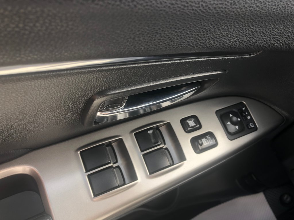 Mitsubishi RVR GT AWC - Leather Seats, Sun Roof, Reverse Camera 2020 à COLDBROOK, Nouvelle-Écosse - 8 - w1024h768px