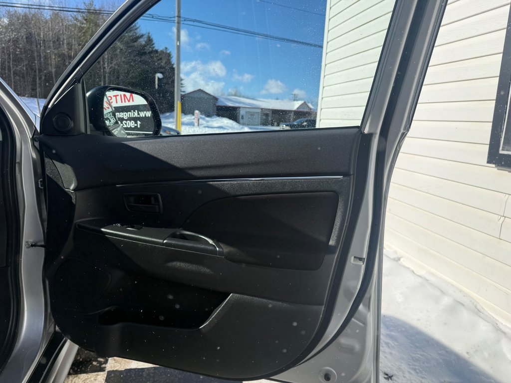 2020 Mitsubishi RVR SE FWD, keyless entry, Cruise control, Bluetooth in Kentville, Nova Scotia - 18 - w1024h768px