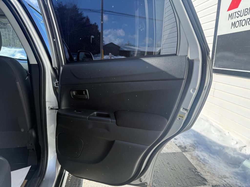 2020 Mitsubishi RVR SE FWD, keyless entry, Cruise control, Bluetooth in Kentville, Nova Scotia - 16 - w1024h768px