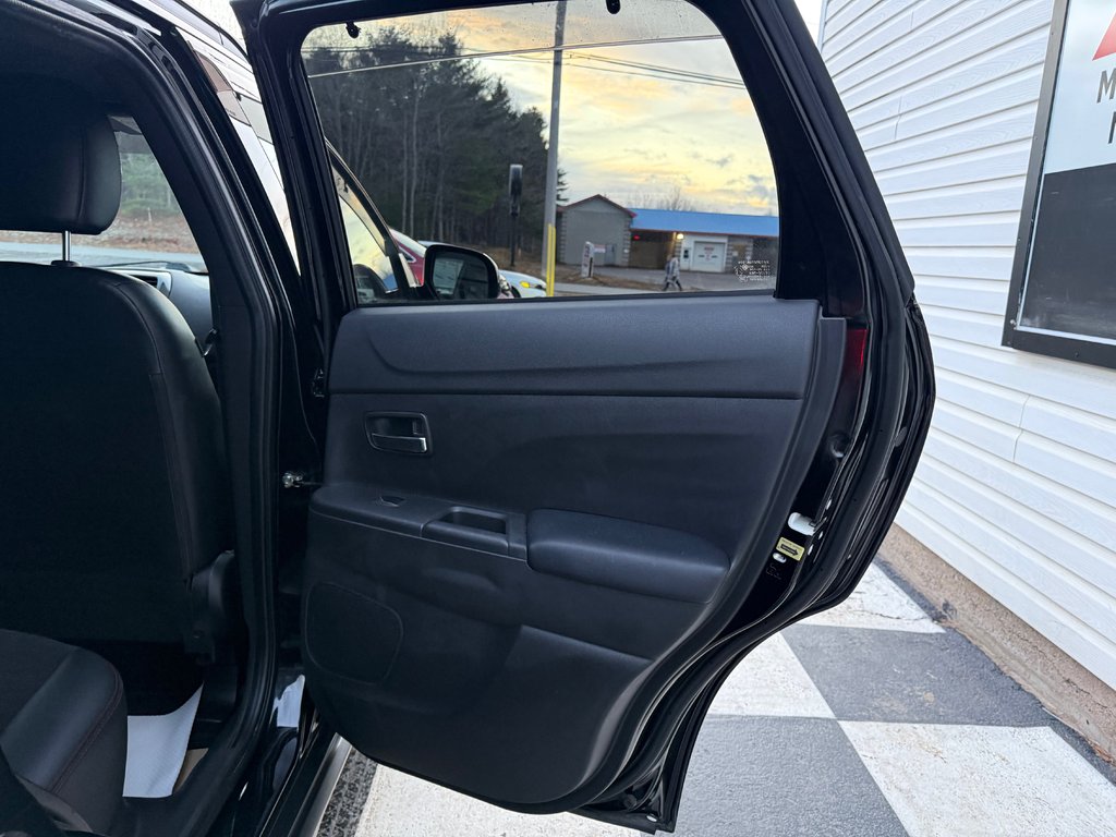 2022 Mitsubishi RVR LE, keyless entry, apple car play/android auto in Kentville, Nova Scotia - 17 - w1024h768px