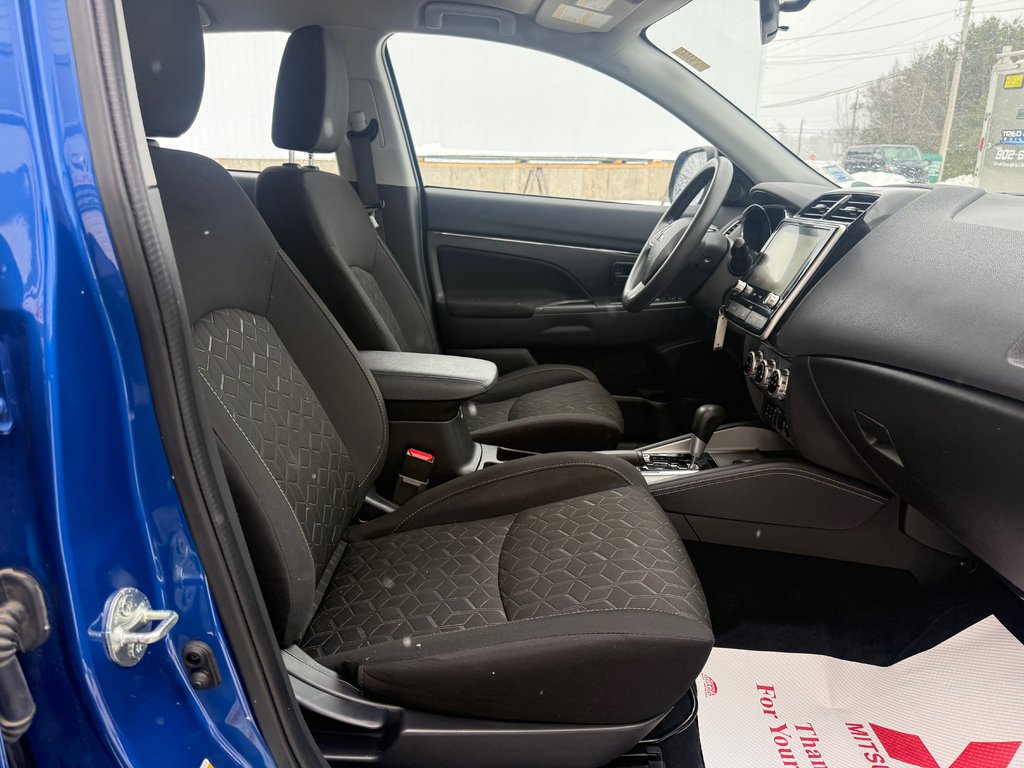 2022 Mitsubishi RVR ES, keyless entry, backup camera, Bluetooth in COLDBROOK, Nova Scotia - 19 - w1024h768px
