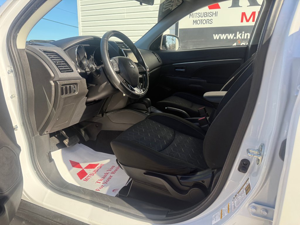 2022 Mitsubishi RVR SE, keyless entry, Cruise control, Bluetooth in COLDBROOK, Nova Scotia - 9 - w1024h768px