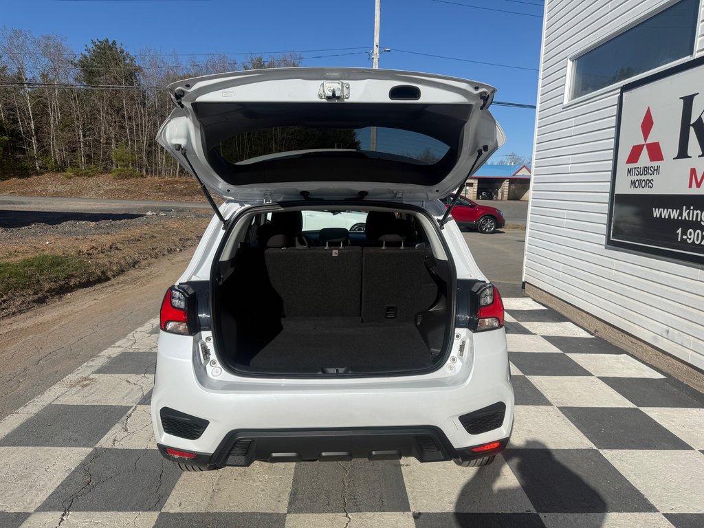 2022 Mitsubishi RVR SE, keyless entry, Cruise control, Bluetooth in COLDBROOK, Nova Scotia - 15 - w1024h768px