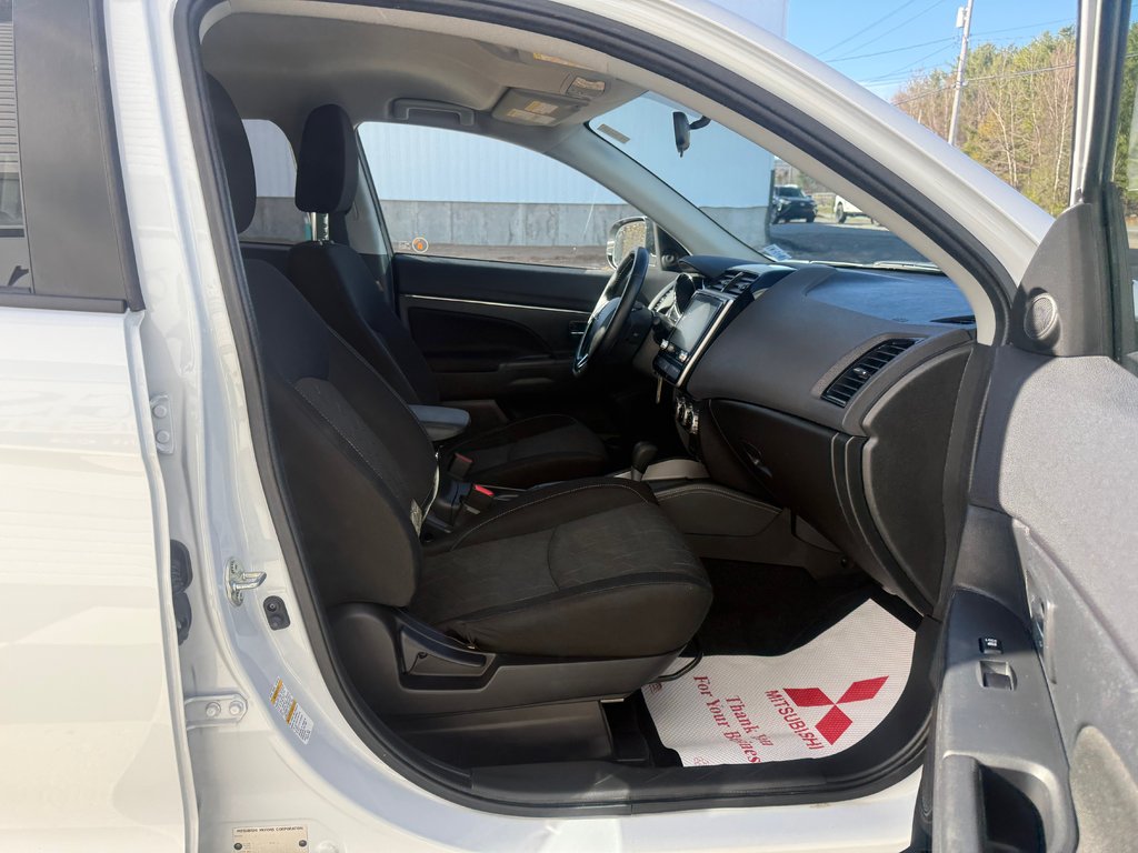 2022 Mitsubishi RVR SE, keyless entry, Cruise control, Bluetooth in COLDBROOK, Nova Scotia - 19 - w1024h768px