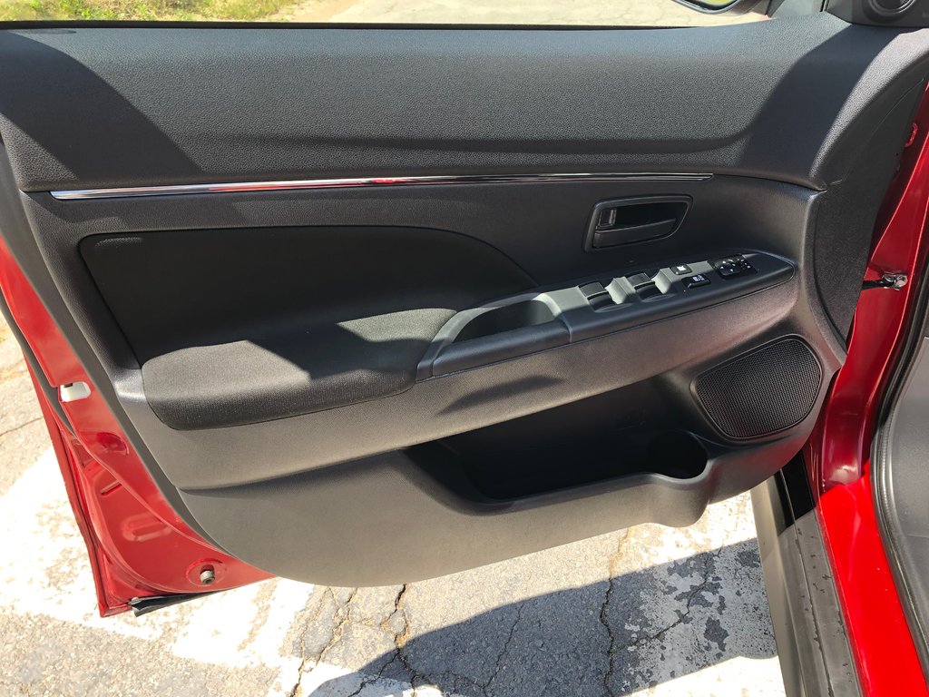 2023 Mitsubishi RVR ES - Reverse Camera, Hands Free Calling in Kentville, Nova Scotia - 10 - w1024h768px