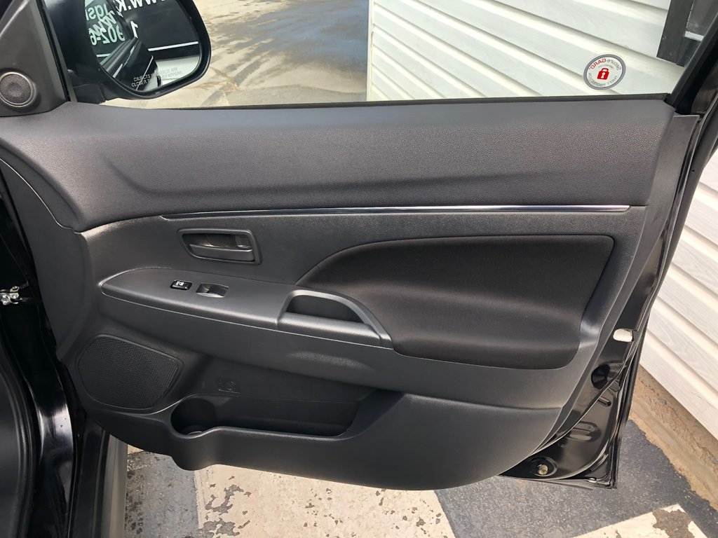2023 Mitsubishi RVR ES - reverse camera, hands free, cruise control in Kentville, Nova Scotia - 19 - w1024h768px