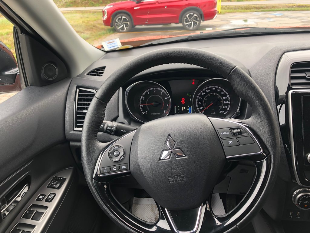 2023 Mitsubishi RVR SEL - Reverse Camera, Handsfree, All Wheel Drive in Kentville, Nova Scotia - 7 - w1024h768px