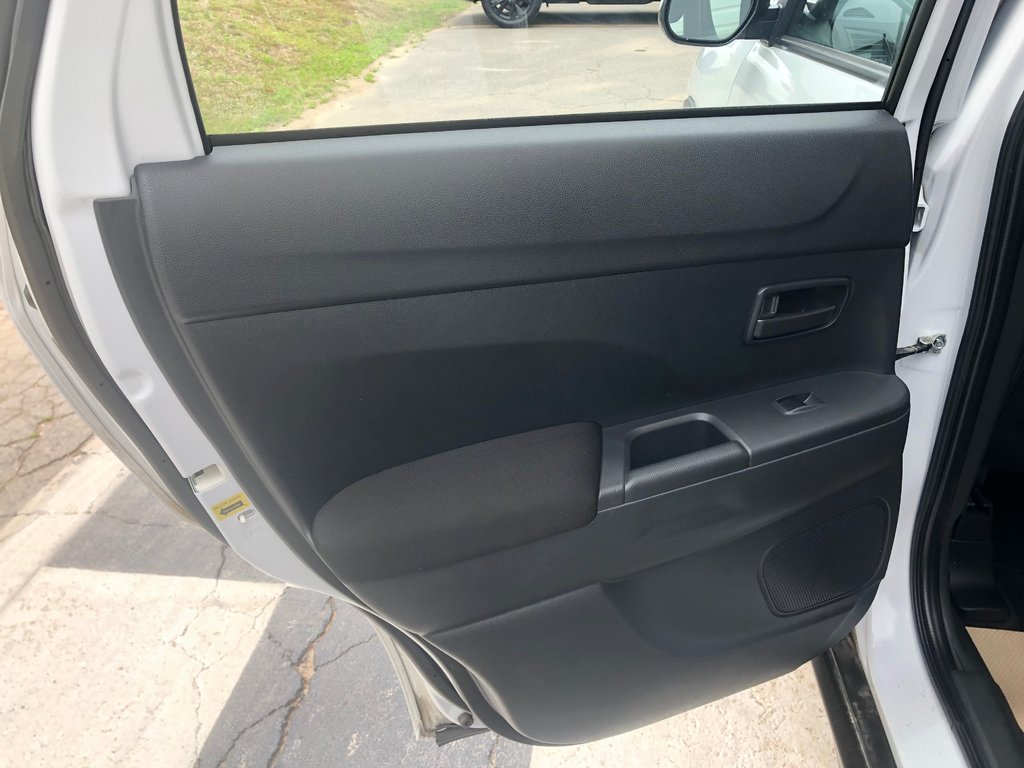 2023 Mitsubishi RVR ES - Reverse Camera, AWD, Heated Seats in Kentville, Nova Scotia - 16 - w1024h768px