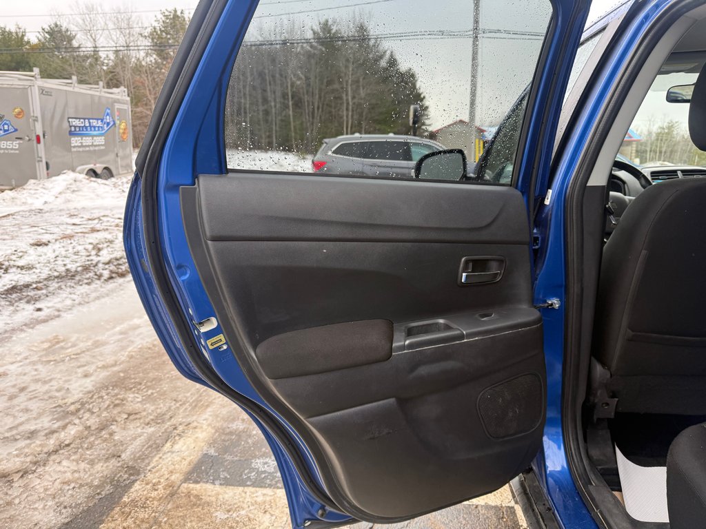 2023 Mitsubishi RVR SE, keyless entry, backup camera, Bluetooth in Kentville, Nova Scotia - 13 - w1024h768px