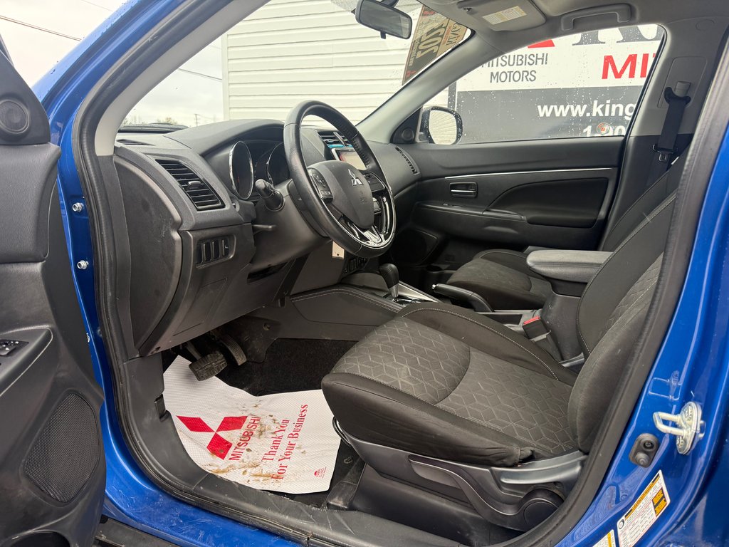 2023 Mitsubishi RVR SE, keyless entry, backup camera, Bluetooth in Kentville, Nova Scotia - 9 - w1024h768px