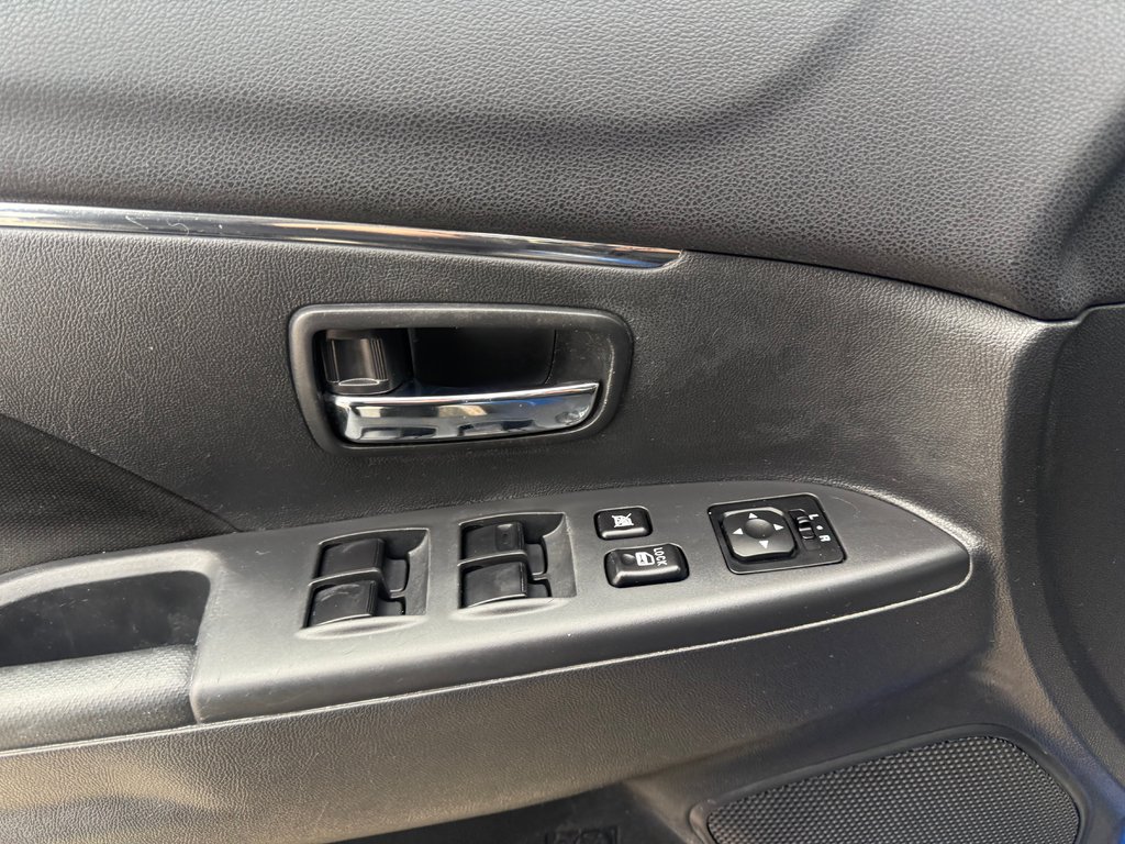 2023 Mitsubishi RVR SE, keyless entry, backup camera, Bluetooth in Kentville, Nova Scotia - 8 - w1024h768px