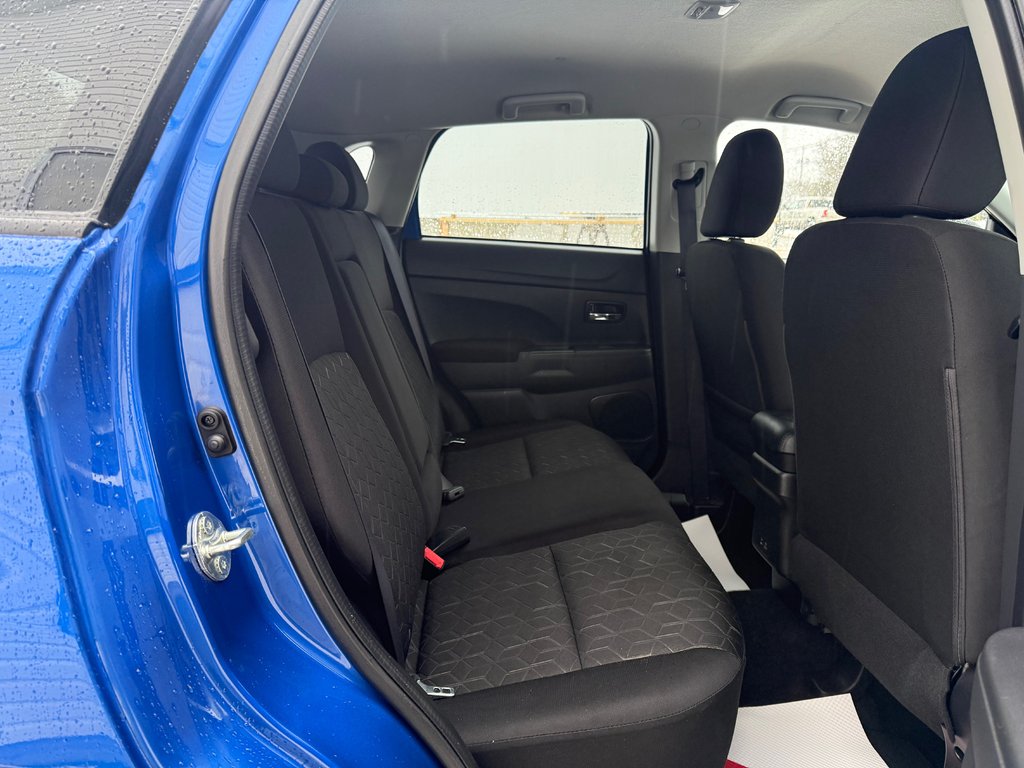 2023 Mitsubishi RVR SE, keyless entry, backup camera, Bluetooth in Kentville, Nova Scotia - 17 - w1024h768px
