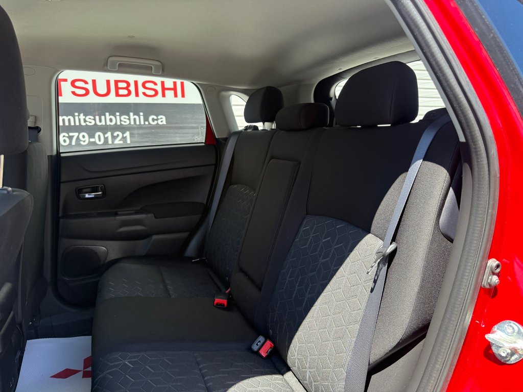 2023 Mitsubishi RVR SE, keyless entry, backup camera, Bluetooth in Kentville, Nova Scotia - 14 - w1024h768px