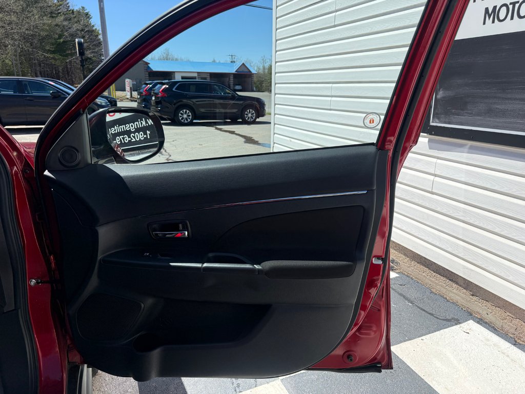 2023 Mitsubishi RVR SE, keyless entry, backup camera, Bluetooth in Kentville, Nova Scotia - 18 - w1024h768px