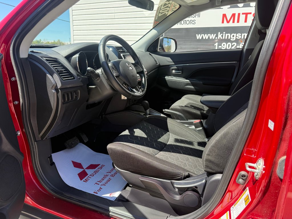 2023 Mitsubishi RVR SE, keyless entry, backup camera, Bluetooth in Kentville, Nova Scotia - 9 - w1024h768px