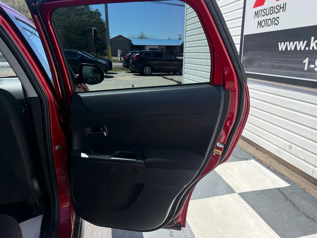 2023 Mitsubishi RVR SE, keyless entry, backup camera, Bluetooth in Kentville, Nova Scotia - 16 - w1024h768px
