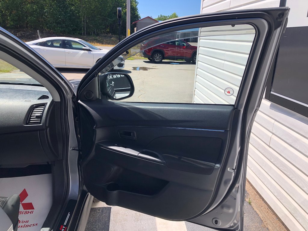 2024 Mitsubishi RVR ES - Reverse Camera, Carplay, Heated Seats in COLDBROOK, Nova Scotia - 19 - w1024h768px