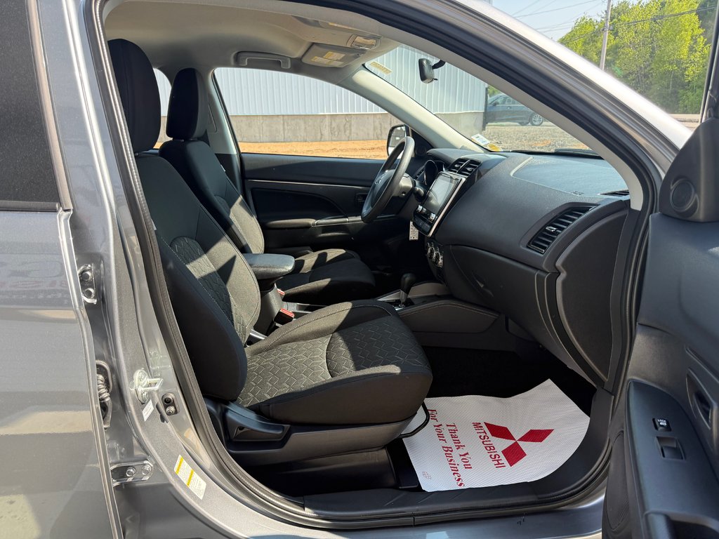 2024 Mitsubishi RVR ES, keyless entry, backup camera, Bluetooth in COLDBROOK, Nova Scotia - 19 - w1024h768px