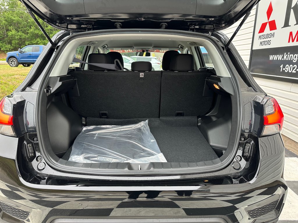 2025 Mitsubishi RVR ES AWC in Kentville, Nova Scotia - 17 - w1024h768px