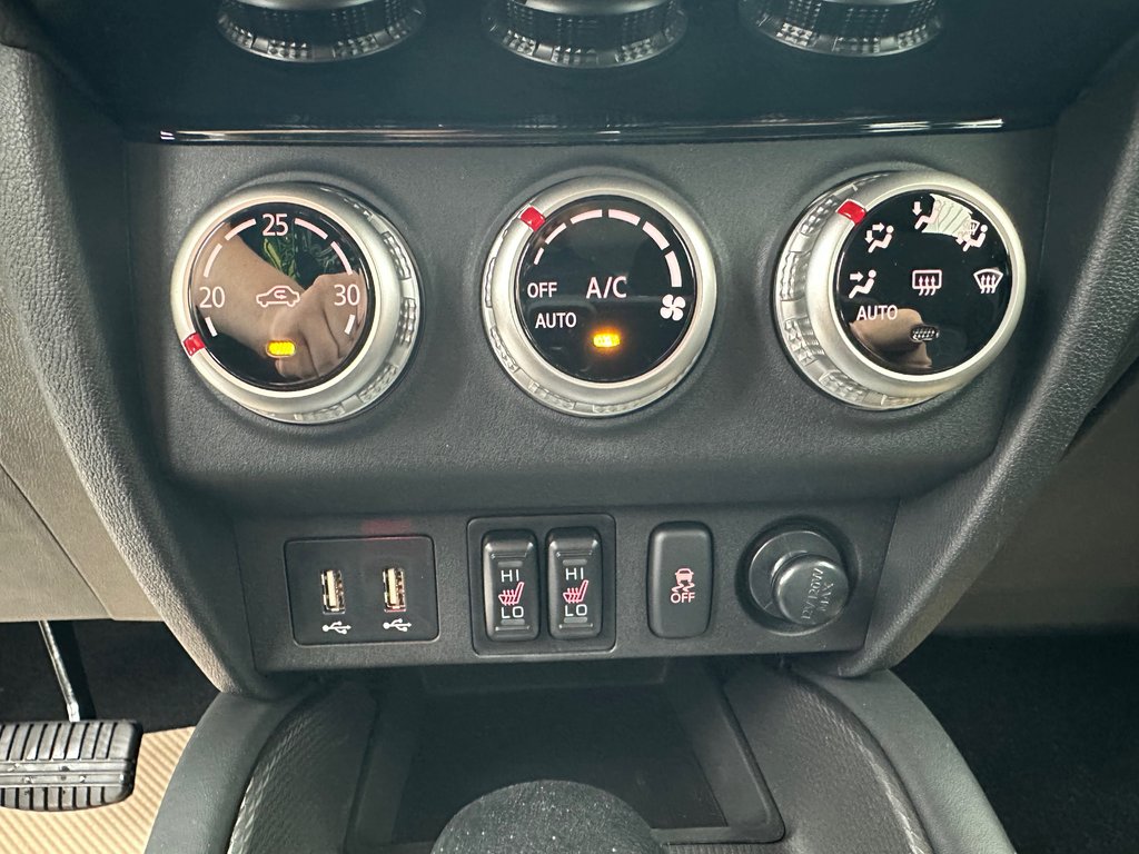 2025 Mitsubishi RVR ES AWC in Kentville, Nova Scotia - 13 - w1024h768px