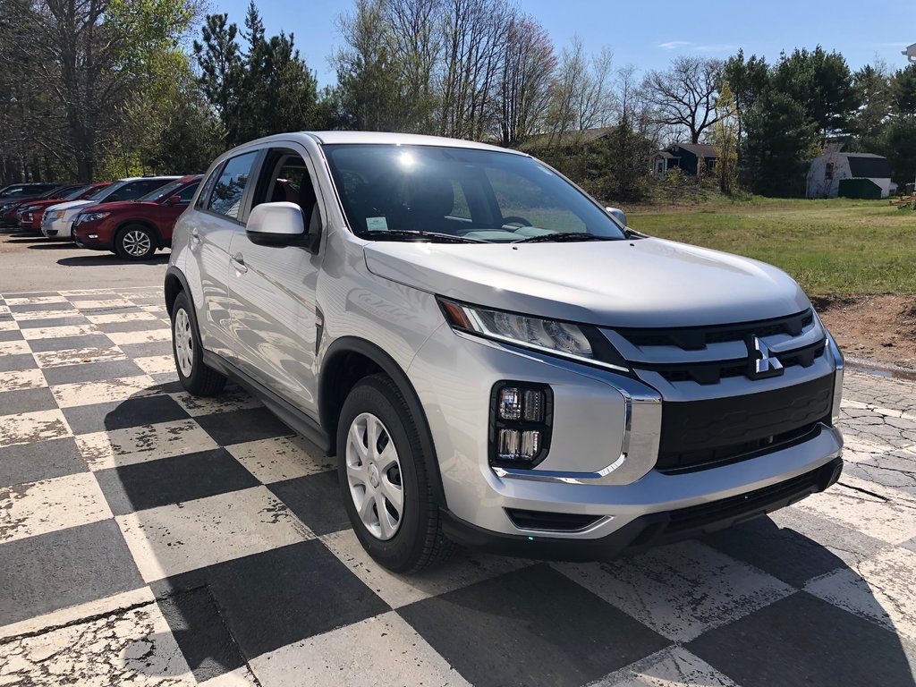 2025 Mitsubishi RVR ES FWD in Kentville, Nova Scotia - 3 - w1024h768px