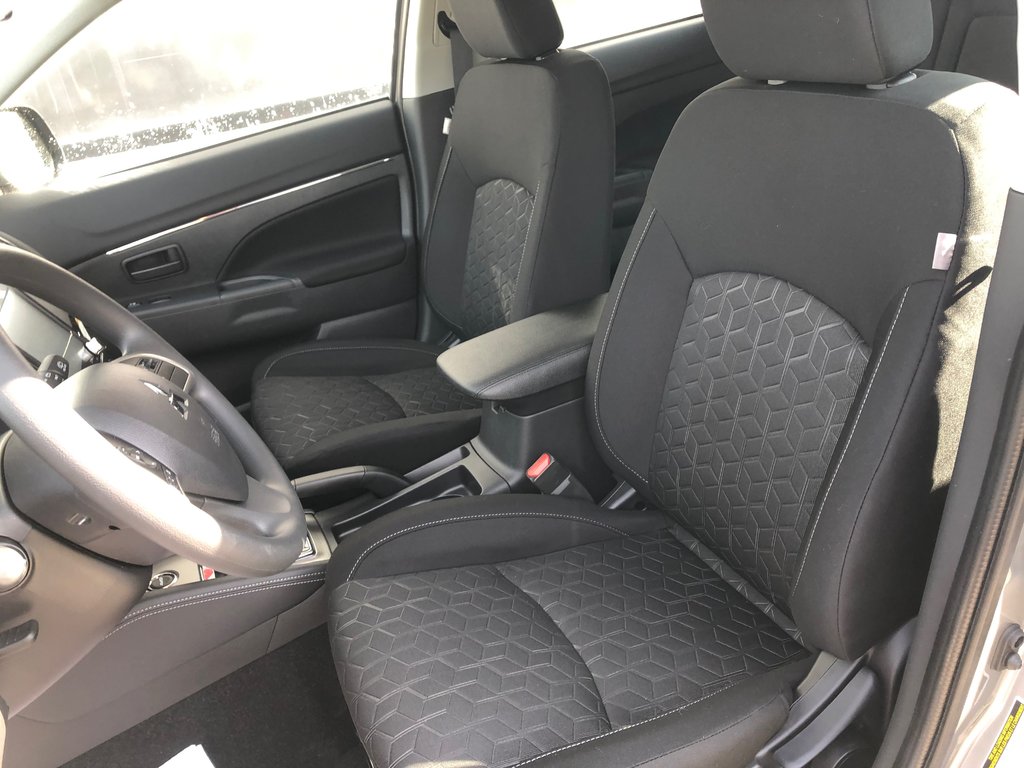 2025 Mitsubishi RVR ES AWC in Kentville, Nova Scotia - 15 - w1024h768px