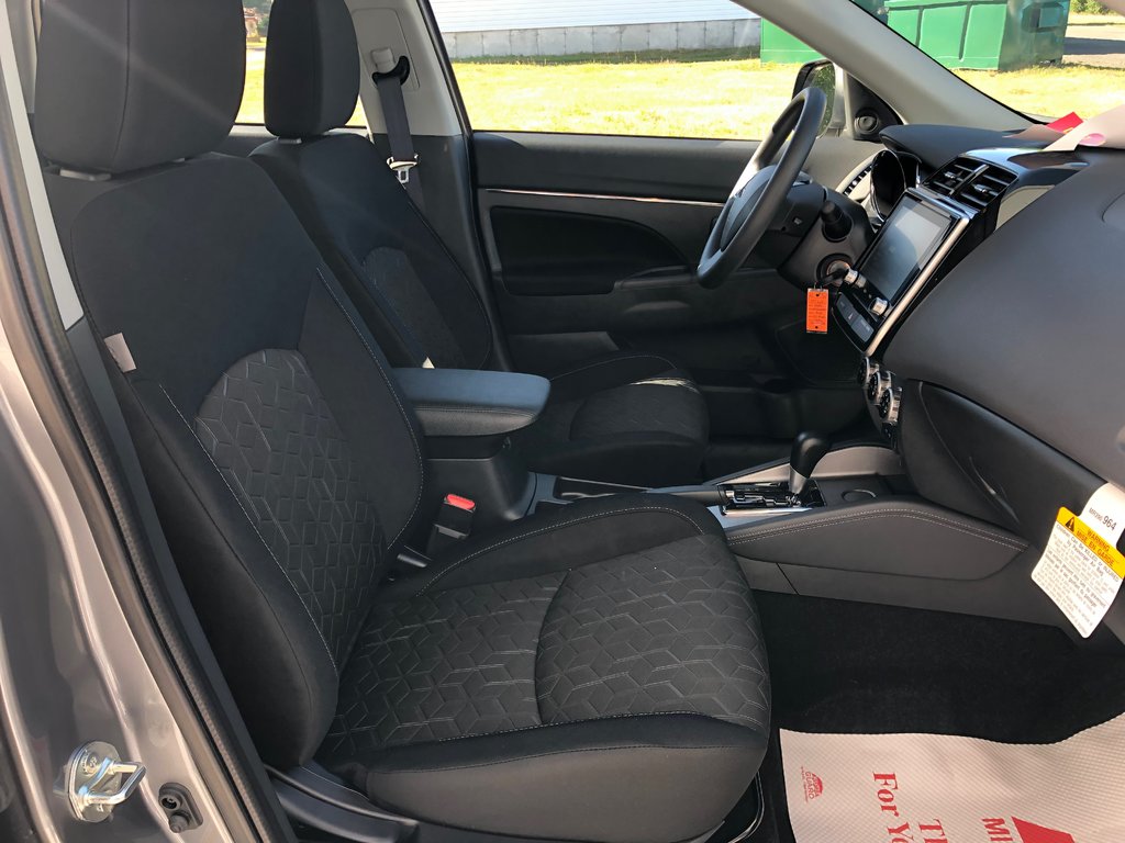 2025 Mitsubishi RVR ES FWD in Kentville, Nova Scotia - 21 - w1024h768px