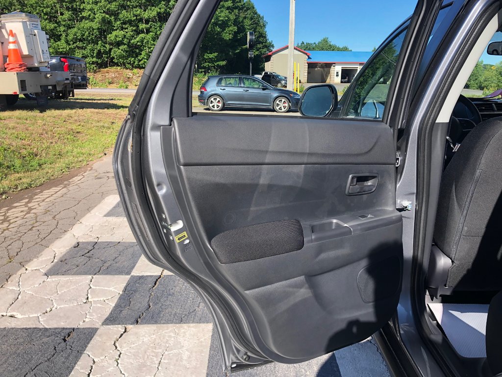 2025 Mitsubishi RVR ES FWD in Kentville, Nova Scotia - 16 - w1024h768px