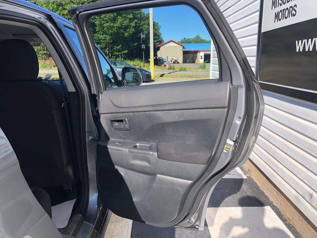 2025 Mitsubishi RVR ES FWD in Kentville, Nova Scotia - 19 - w1024h768px