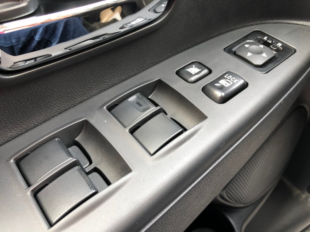 2025 Mitsubishi RVR SE AWC in Kentville, Nova Scotia - 7 - w1024h768px