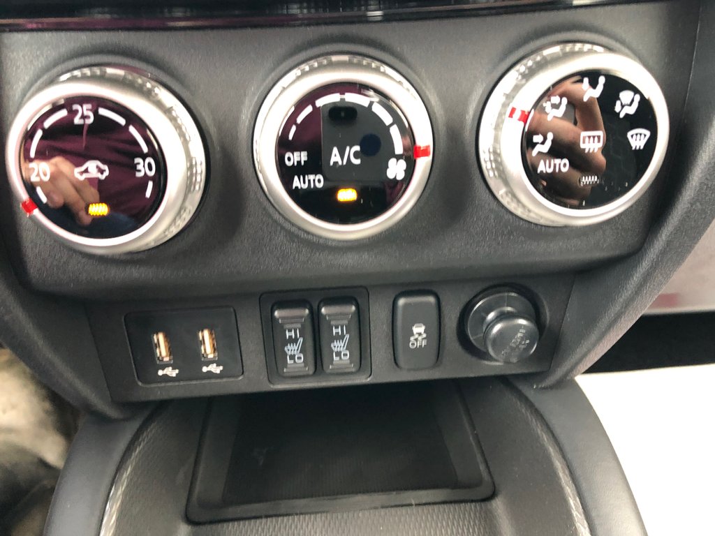 2025 Mitsubishi RVR SE AWC in Kentville, Nova Scotia - 13 - w1024h768px