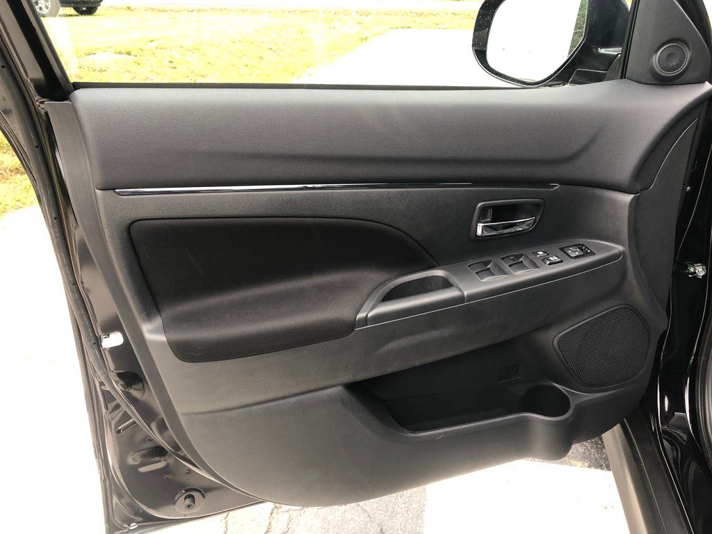 Mitsubishi RVR SE AWC 2025 à Kentville, Nouvelle-Écosse - 7 - w1024h768px