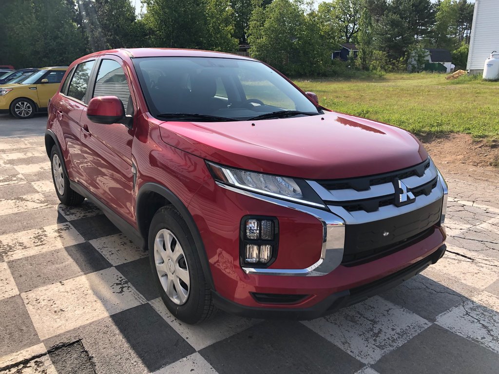 2025 Mitsubishi RVR ES AWC in Kentville, Nova Scotia - 3 - w1024h768px