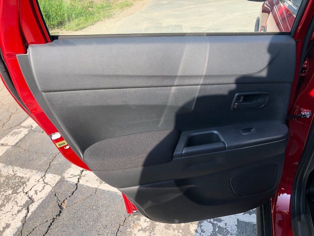 2025 Mitsubishi RVR ES AWC in Kentville, Nova Scotia - 15 - w1024h768px
