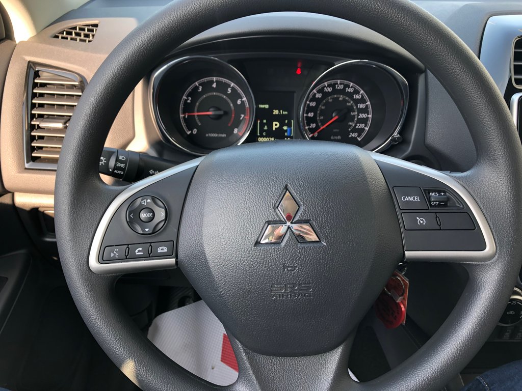 2025 Mitsubishi RVR ES AWC in Kentville, Nova Scotia - 7 - w1024h768px