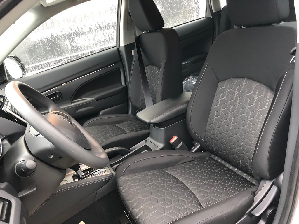2025 Mitsubishi RVR ES FWD in Kentville, Nova Scotia - 15 - w1024h768px