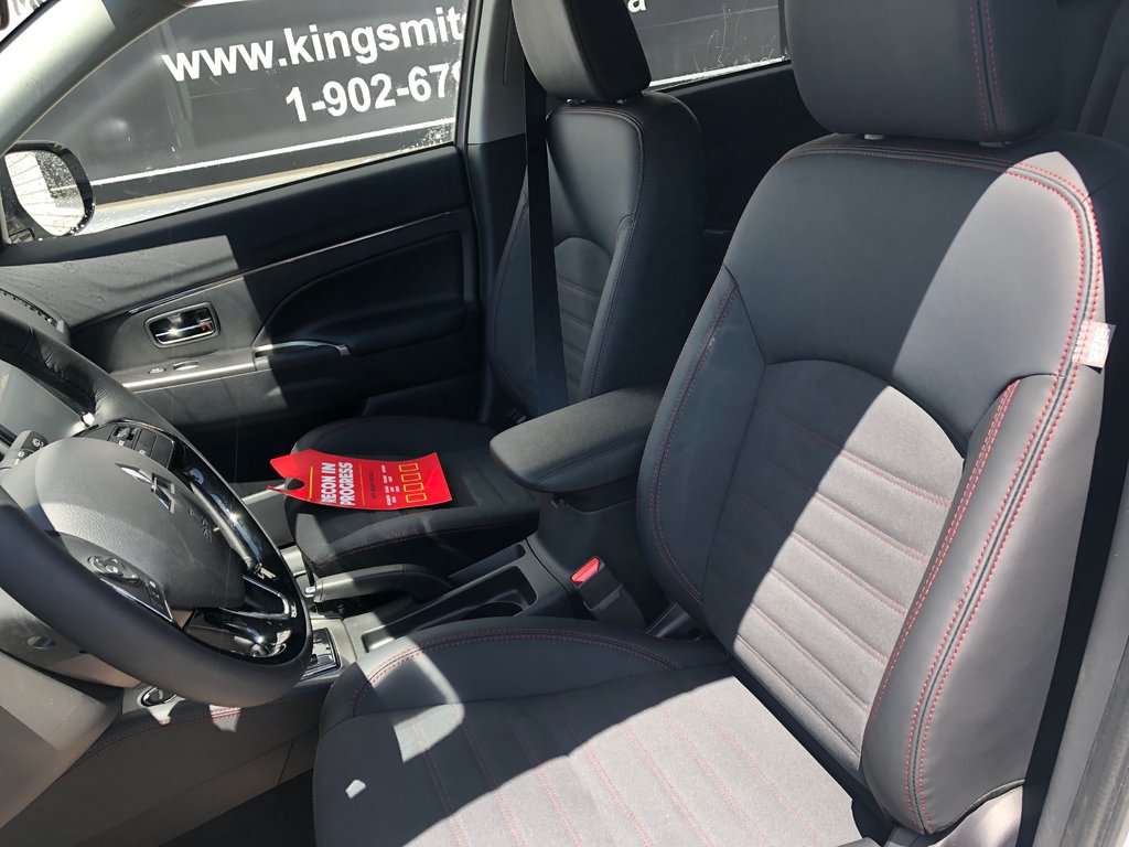 2025 Mitsubishi RVR SEL AWC in Kentville, Nova Scotia - 15 - w1024h768px