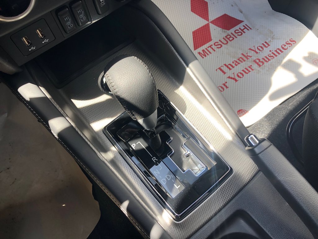 2025 Mitsubishi RVR SE AWC in Kentville, Nova Scotia - 14 - w1024h768px