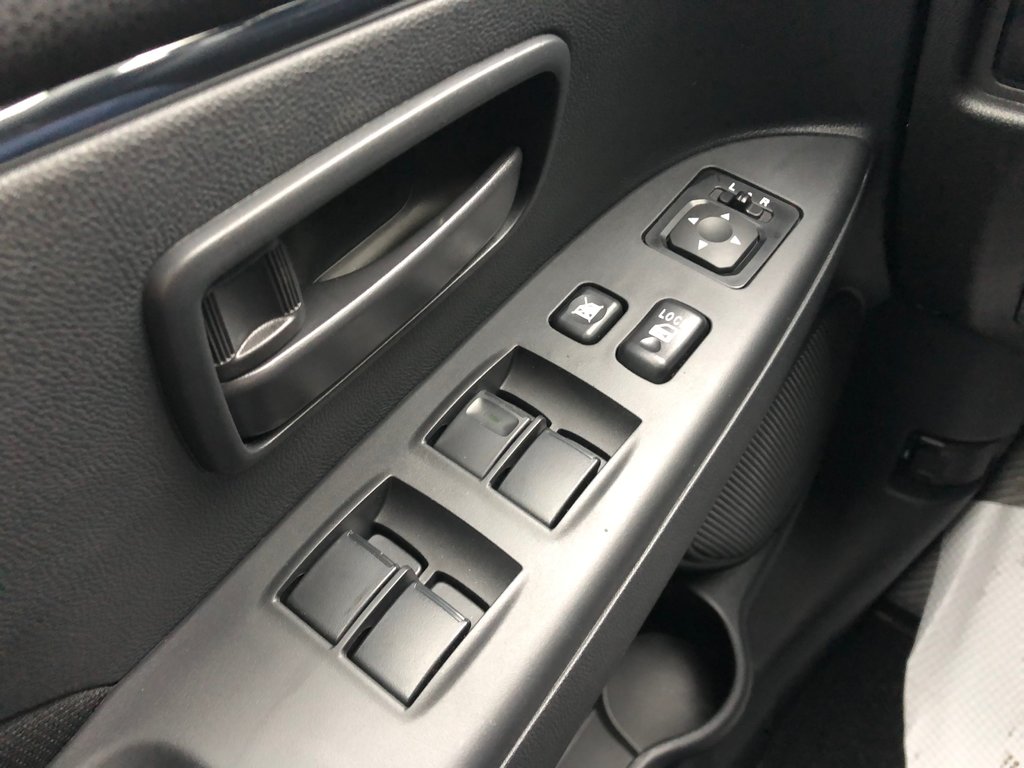 2025 Mitsubishi RVR ES AWC in Kentville, Nova Scotia - 7 - w1024h768px
