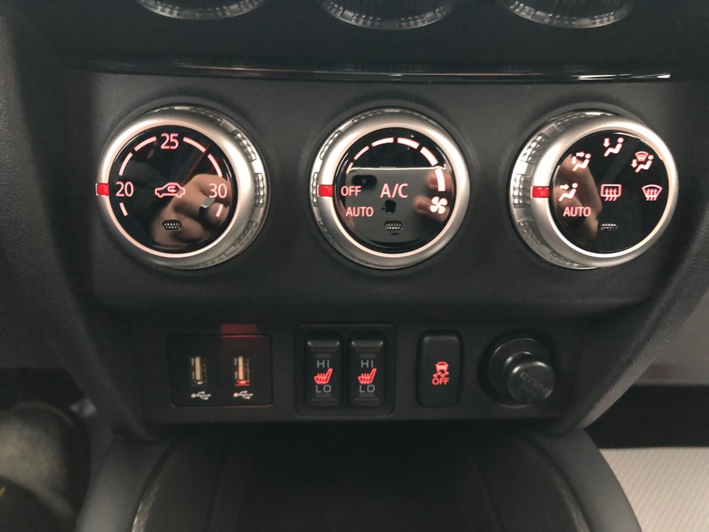 2025 Mitsubishi RVR ES AWC in Kentville, Nova Scotia - 12 - w1024h768px