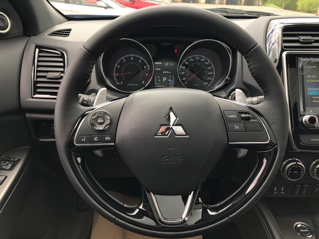 2025 Mitsubishi RVR GT AWC in Kentville, Nova Scotia - 9 - w1024h768px