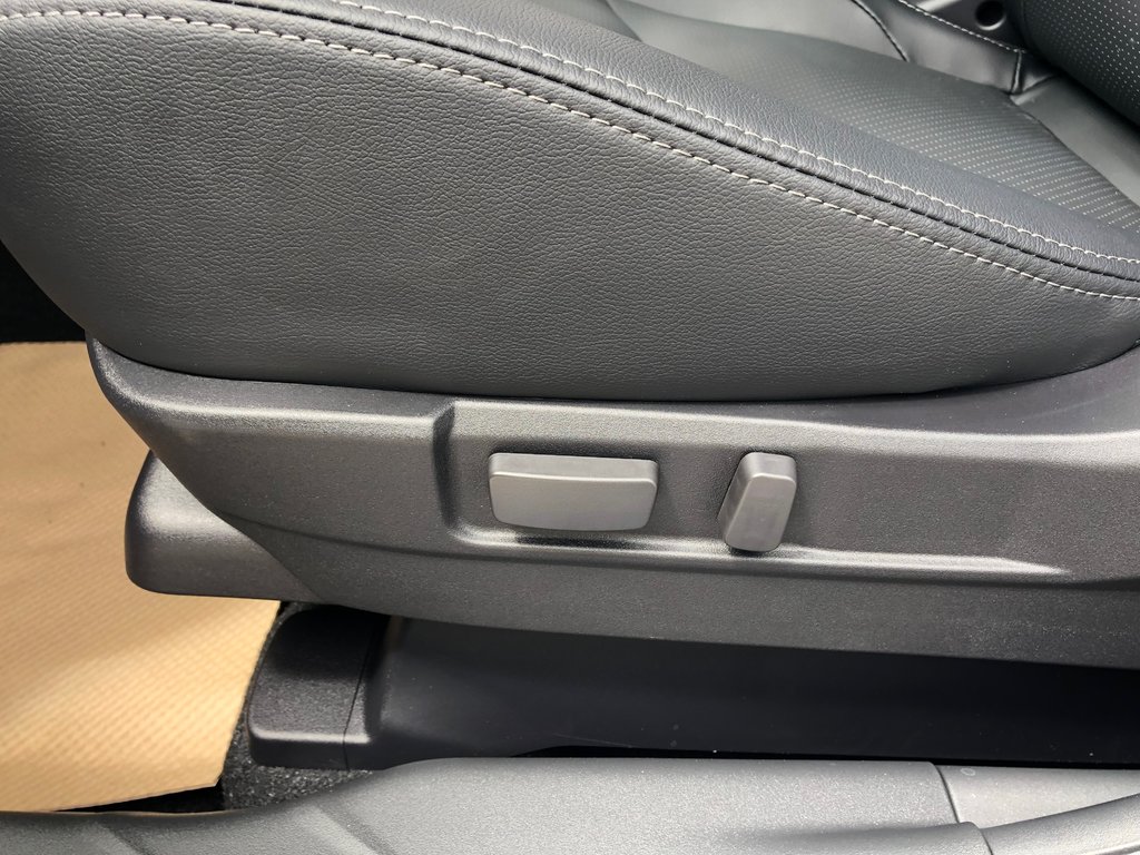 2025 Mitsubishi RVR GT AWC in Kentville, Nova Scotia - 19 - w1024h768px