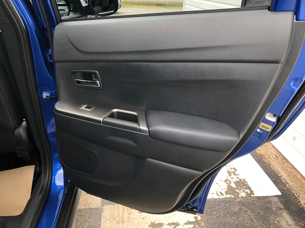 2025 Mitsubishi RVR GT AWC in Kentville, Nova Scotia - 25 - w1024h768px